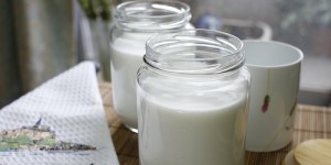 Sữa đổ Cà phê hay Cà phê đổ Sữa???